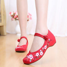 Load image into Gallery viewer, Chinese Shoes Women Embroidery Flats Traditional Embroidered Old Peking Flower Canvas Casual Shoes