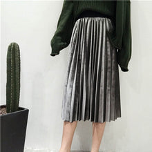 Load image into Gallery viewer, Danjeaner Spring 2019 Women Long Metallic Silver Maxi Pleated Skirt Midi Skirt High Waist Elascity Casual Party Skirt Vintage