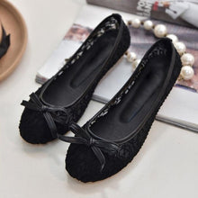 Load image into Gallery viewer, Women Ballet Shoes Flats Cut Out Leather Breathbale Moccains Women Boat Shoes Ballerina Ladies Shoes