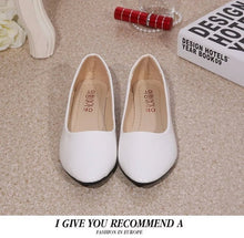 Load image into Gallery viewer, New Womens Cute Casual Solid Shoes Female Comfort Slip On Round Toe PU Leather Flat Shoes Red White Blue Black Summer Beach Shoe