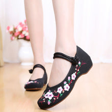 Load image into Gallery viewer, Chinese Shoes Women Embroidery Flats Traditional Embroidered Old Peking Flower Canvas Casual Shoes